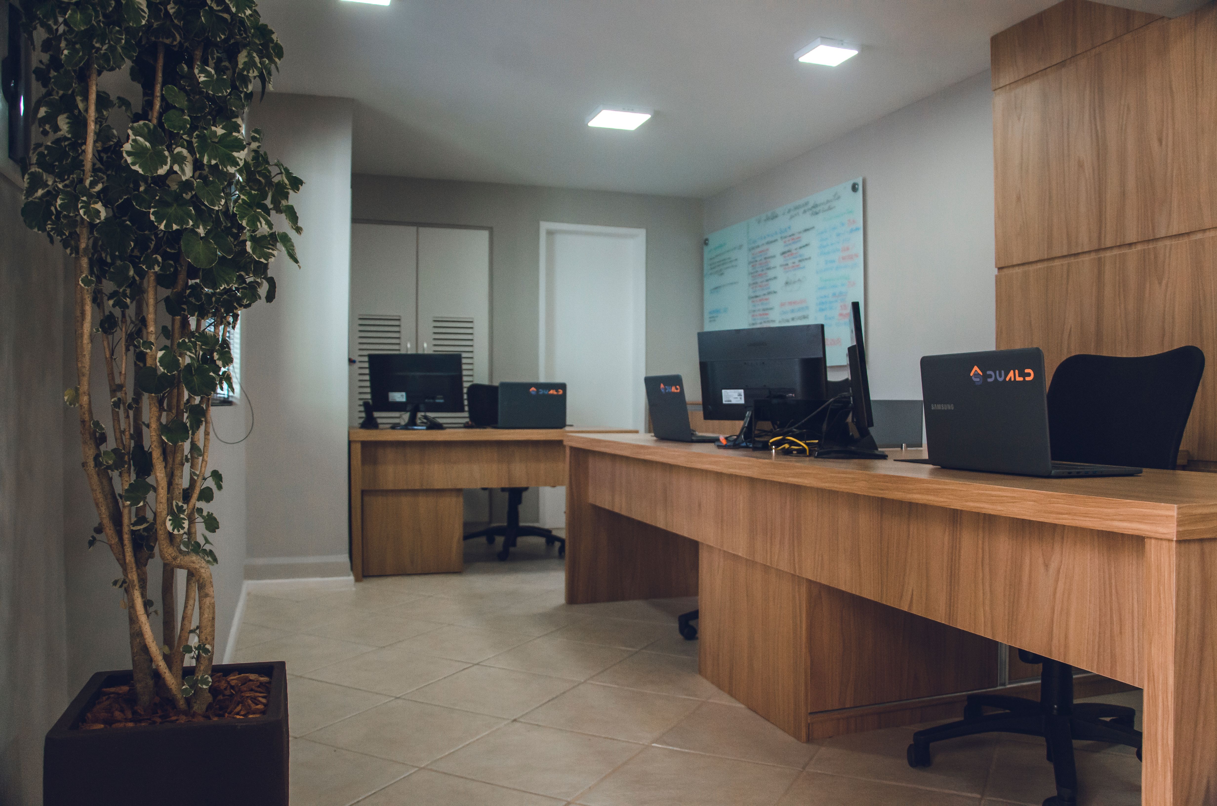 Workspace reconfiguration services